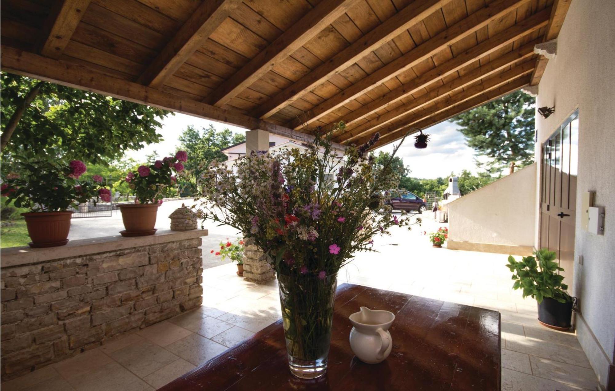 Amazing Apartment In Pazin With Wifi Katun Lindarski ภายนอก รูปภาพ